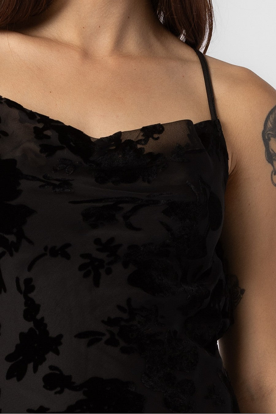 ELIZABETH FLORAL VELVET PRINT COWL NECK LONG DRESS